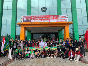 Mahasiswa UMMUBA Semarakkan Pawai Kemerdekaan RI ke-78 dengan Semangat Tinggi di Kabupaten Bungo