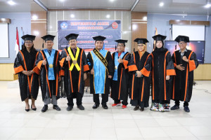Lulus Ujian Terbuka S3, Mr. Ridho sah Menyandang gelar Dr.