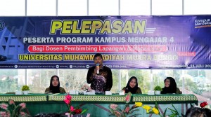 Rektor UMMUBA Melepas DPL dan Mahasiswa Program Kampus Mengajar Angkatan 4